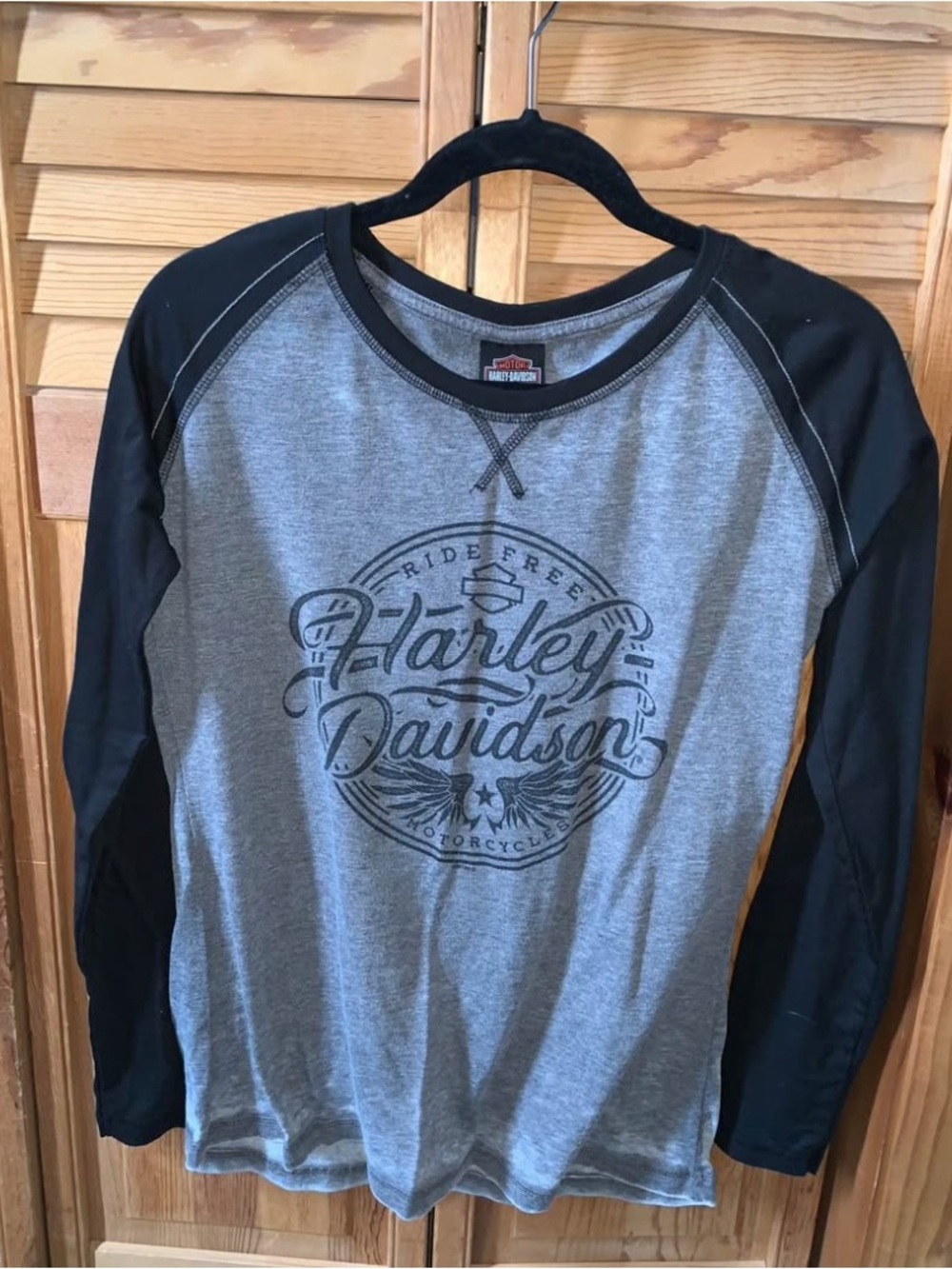 Women’s Harley-Davidson Gray Body with Black Raglan Long Sleeve Shirt